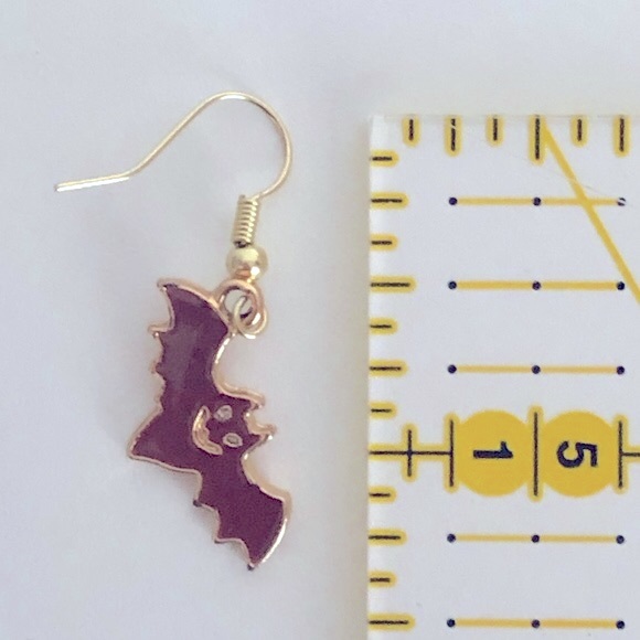 New Mauve Halloween Bats Earrings Unique Costumes Gifts Party Goth Spooky Fun - Picture 2 of 3